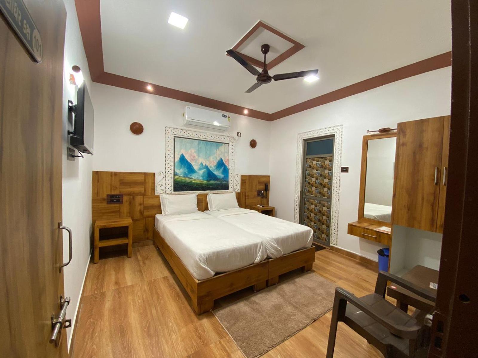 Santkrupa Villa Resort Nakhtrana Eksteriør bilde